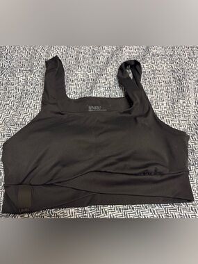 UNRL Performa Longline Bra in Black